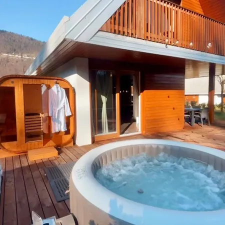 Lux - Sauna And Hot Tub *